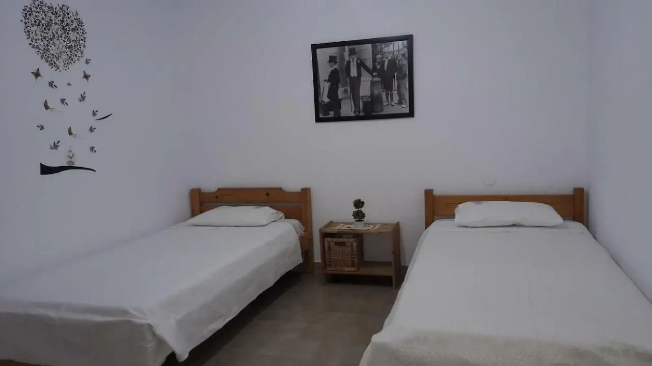 Anastasia' S Guest House Νέος Μαρμαράς 0*,
